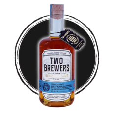 Two Brewers Yukon single malt whisky bottle