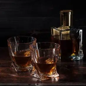 bottle glasses whisky brown wooden