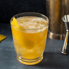 Gold rush cocktail with lemon - The Flask & Barrel