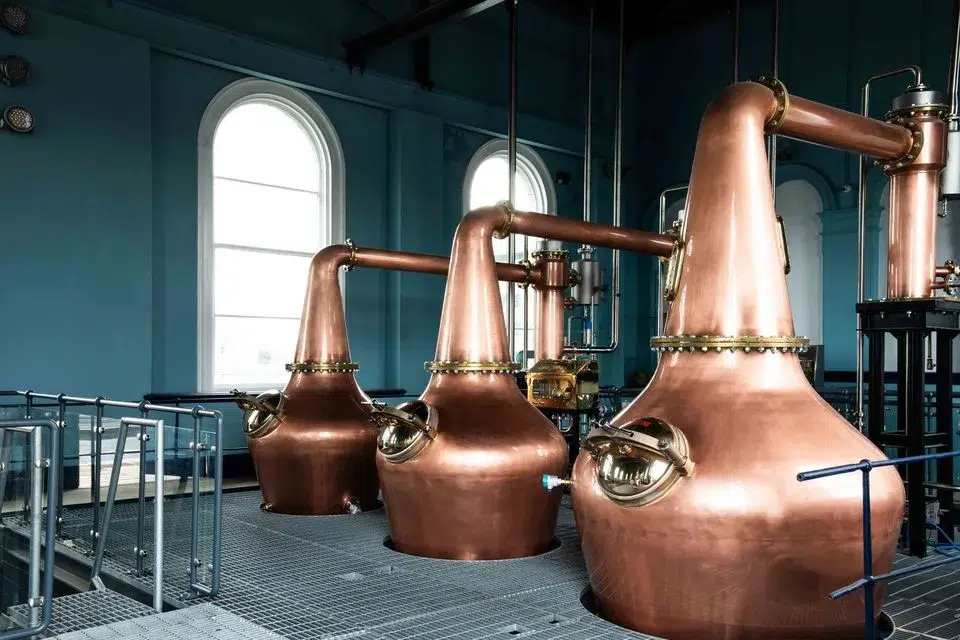Copper distillation apparatus in whiskey distillery